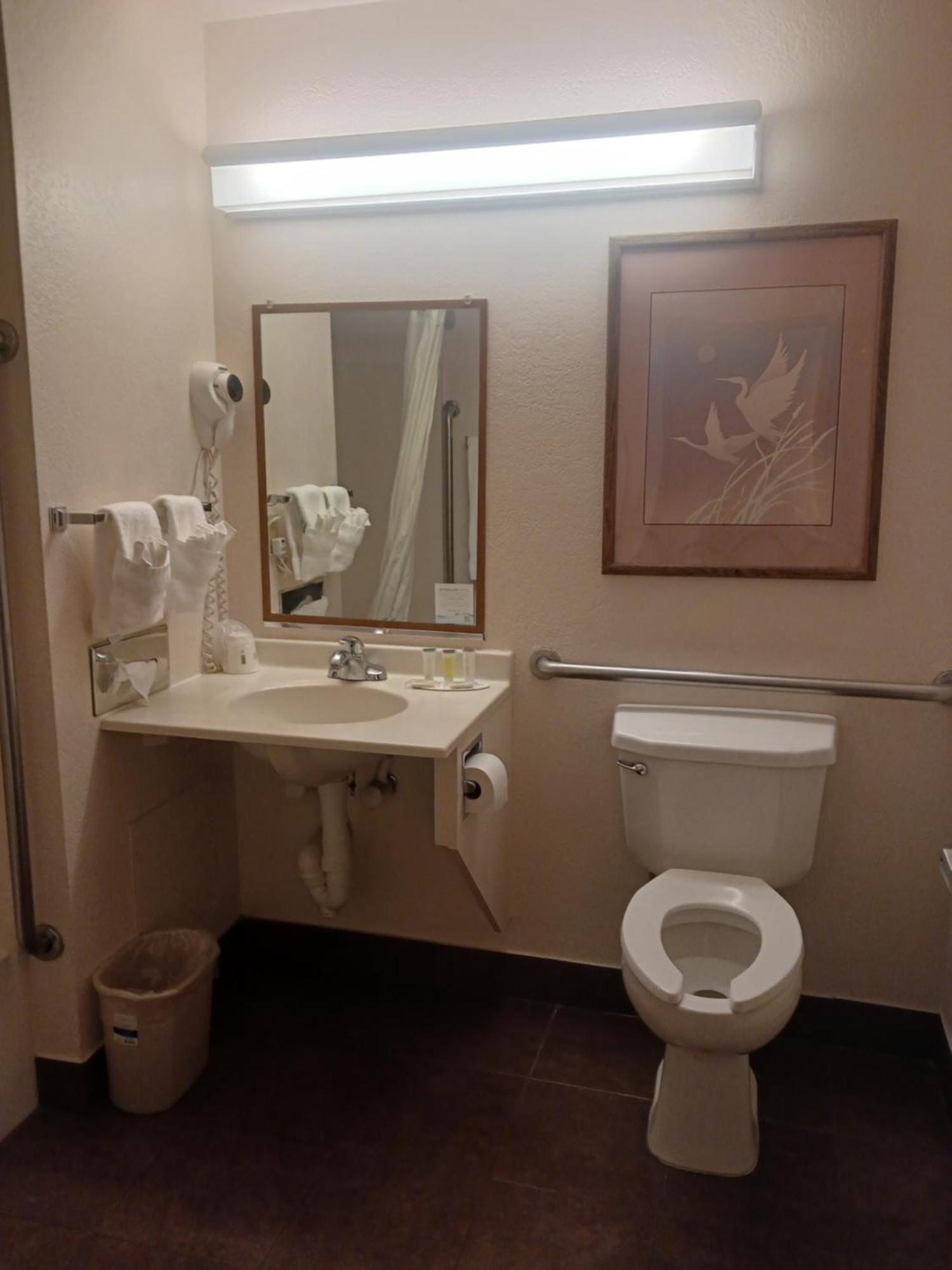 Motel Super 8 By Wyndham Vegas
